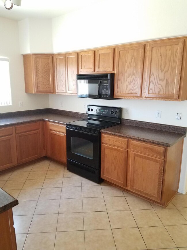 Kitchen 1