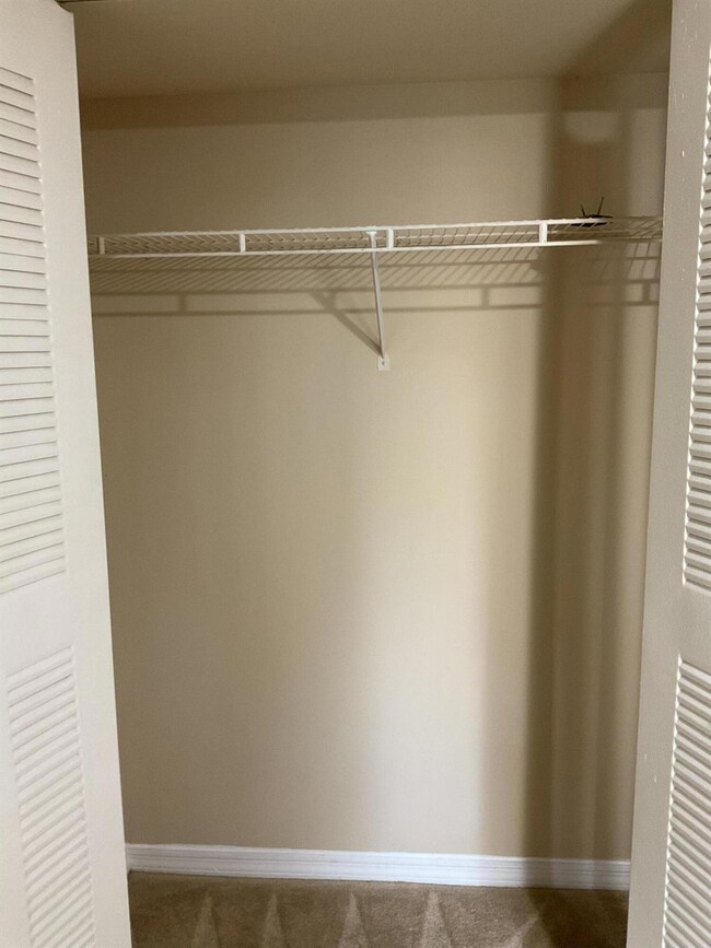 4197 N Haverhill Rd unit 201, West Palm Beach, FL 33417 - photo 5