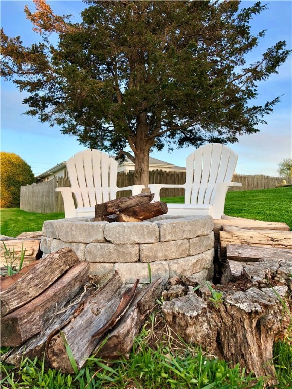 16 Lowell St unit A, Tiverton, RI 02878 - photo 3