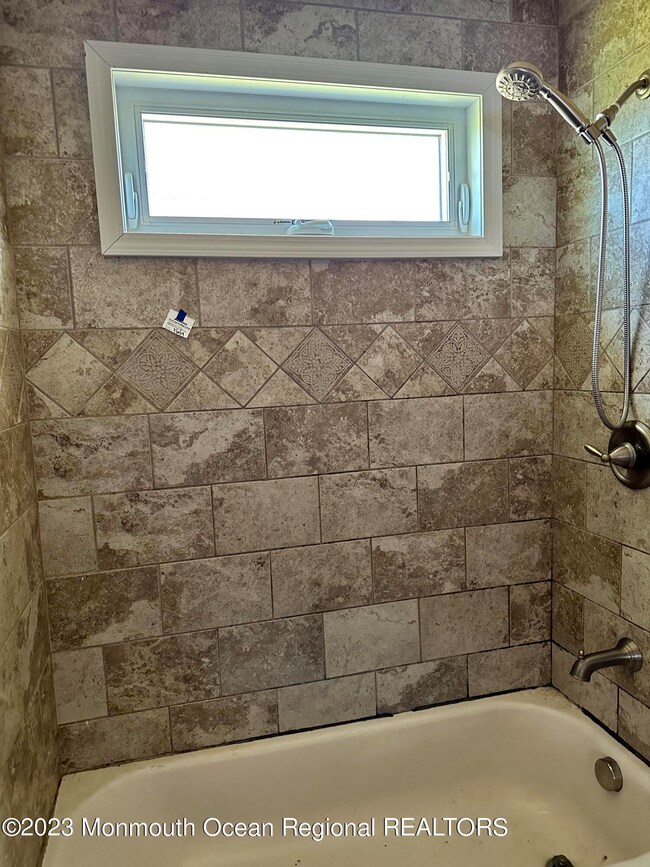 303 Union Ave, Union Beach, NJ 07735 - photo 6