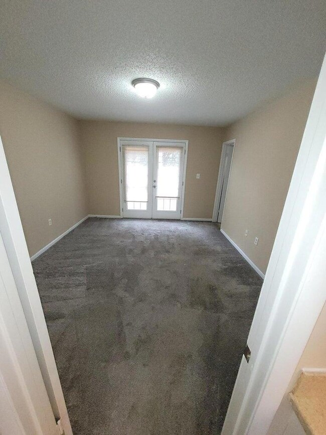 2008 S 10th St unit D, Fort Pierce, FL 34950 - photo 6