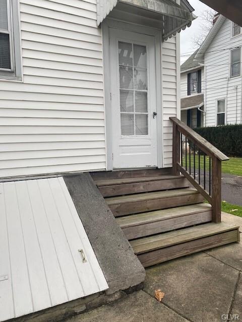 633 W Broad St, Quakertown, PA 18951 - photo 5