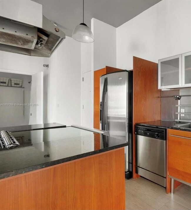 Neo Lofts unit 1815, Miami, FL 33130 - photo 4
