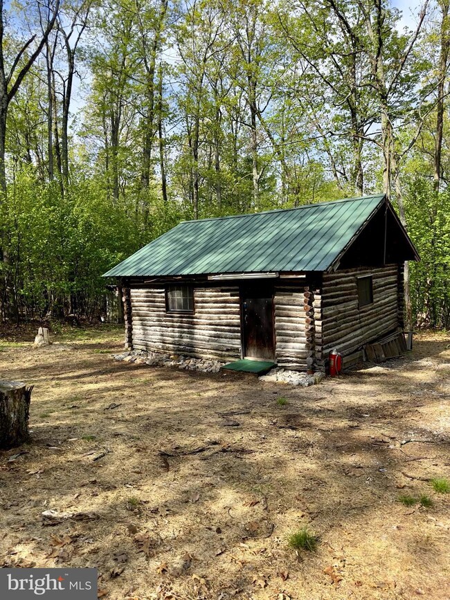 1765 Peters Mountain Ln, Upper Tract, WV 26866 - photo 2