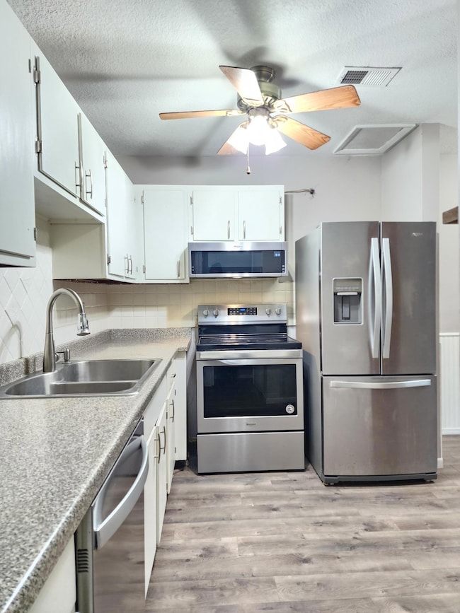 1008 Carmel Ct, Saint Paul, MN 55126 - photo 5