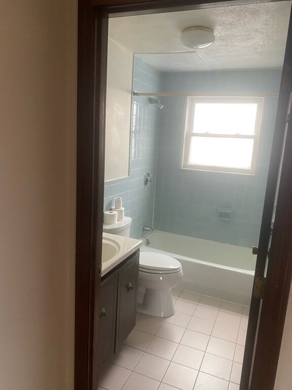 60 Summit St unit 1, Arlington, MA 02474 - photo 4