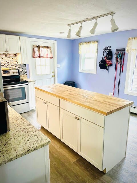 7 Laurel St, Sanford, ME 04073 - photo 4