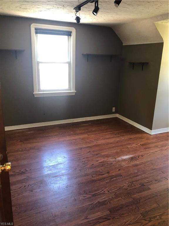 20170 S Lake Shore Blvd, Euclid, OH 44123 - photo 7