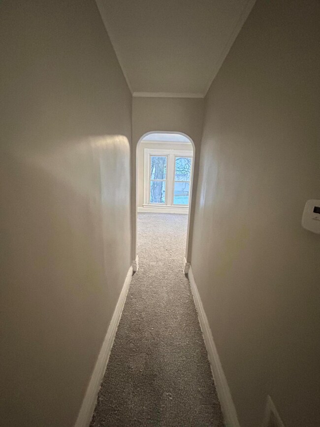 253 S Greenwich St unit 2, Valparaiso, IN 46383 - photo 5