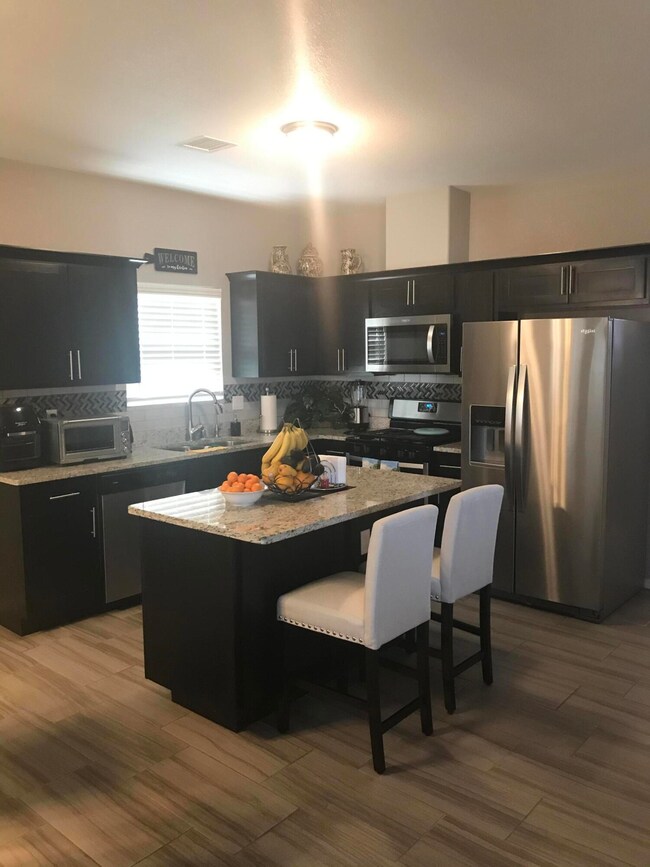 13832 Lago Vista Ave, Horizon City, TX 79928 - photo 6