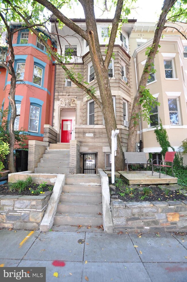 1904 Calvert St NW unit G - BASEMENT, Washington, DC 20009 - photo 2