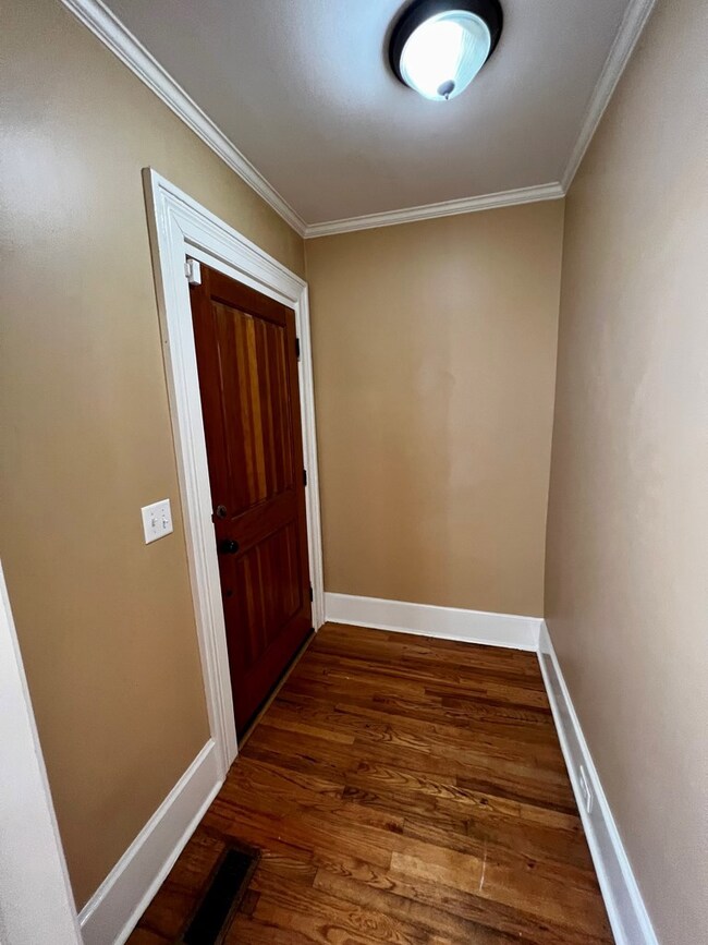 105 W Dodson St, Americus, GA 31709 - photo 5