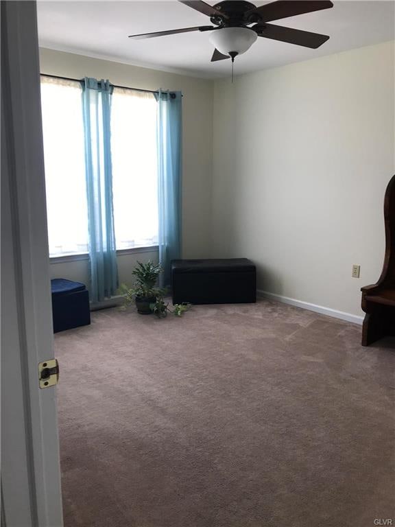 1512 Fernwood Rd, Slatington, PA 18080 - photo 4