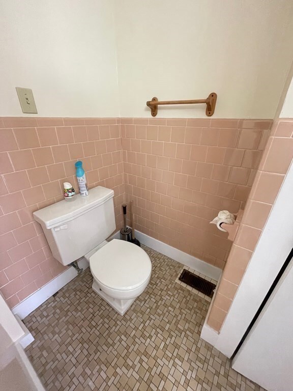 537 King St unit 3, Littleton, MA 01460 - photo 2