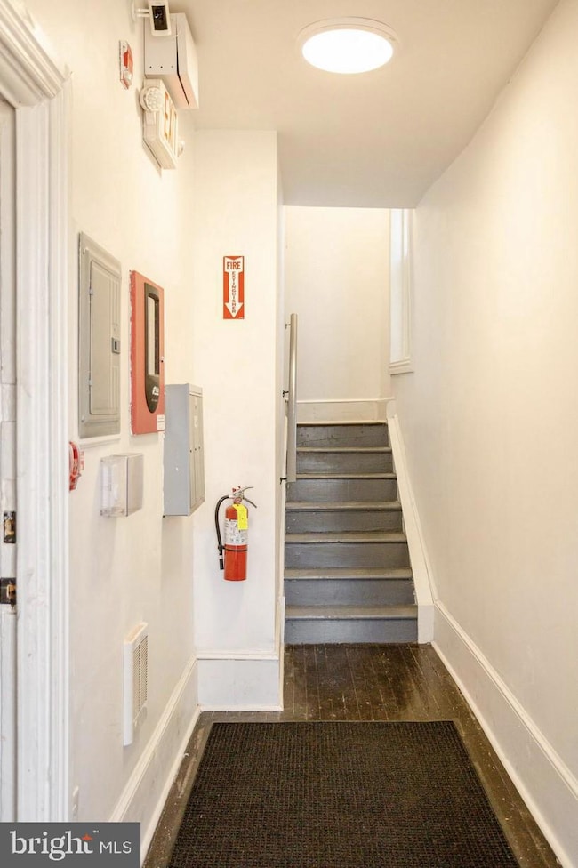 539 E Brinton St, Philadelphia, PA 19144 - photo 7