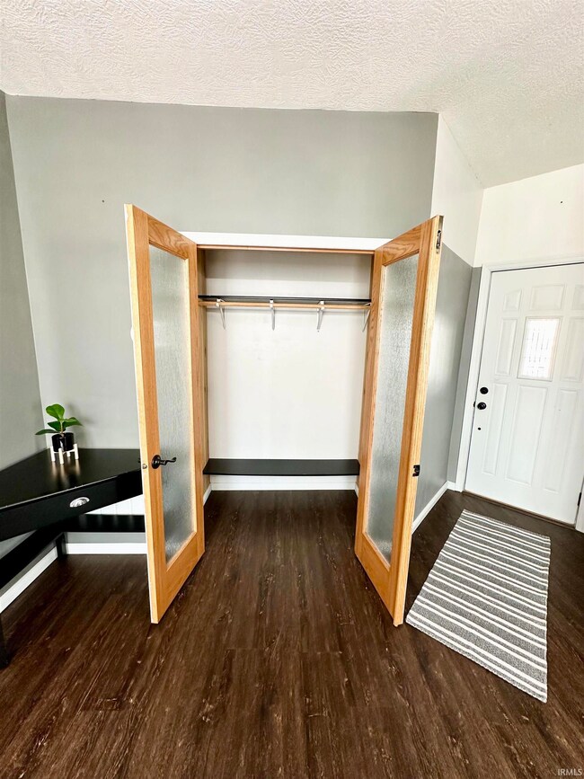 315 2nd St, Covington, IN 47932 - photo 7