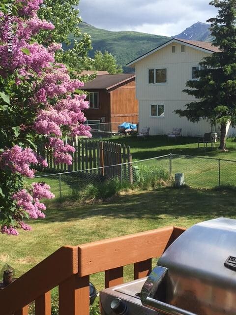 8540 Rebel Ridge Dr, Anchorage, AK 99504 - photo 4