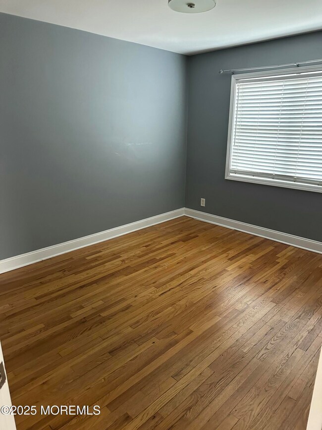 31 Cedar Ave unit 4, Long Branch, NJ 07740 - photo 5