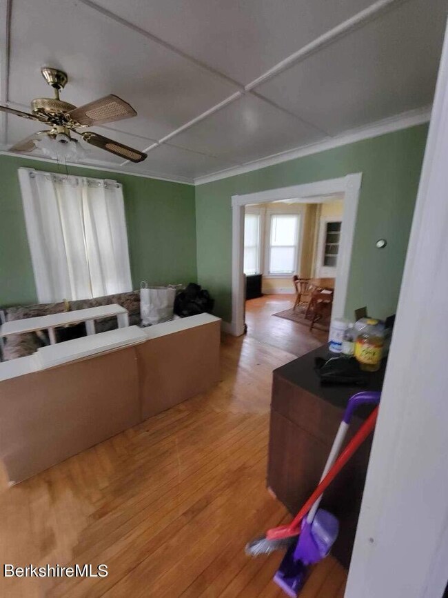 153 Veazie St unit 155, North Adams, MA 01247 - photo 6