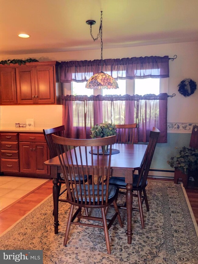 32 Jameslee Dr, Chambersburg, PA 17202 - photo 6