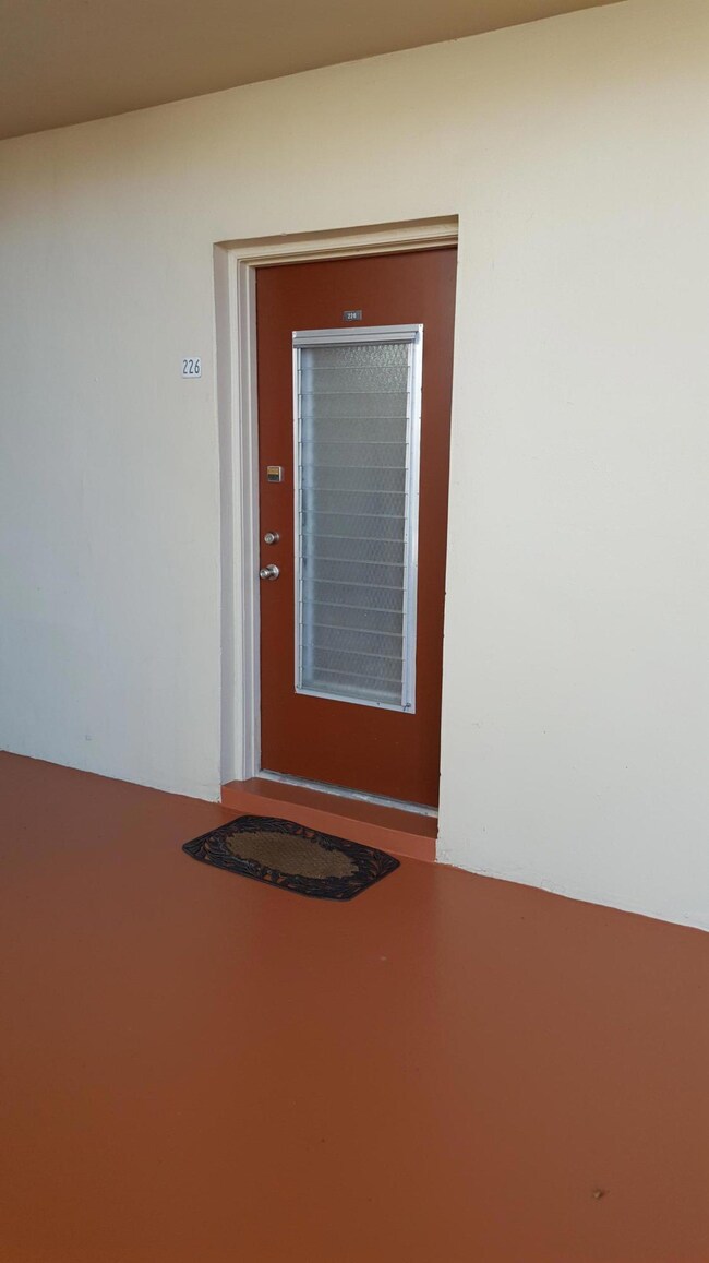 226 Lake Frances Dr, West Palm Beach, FL 33411 - photo 2