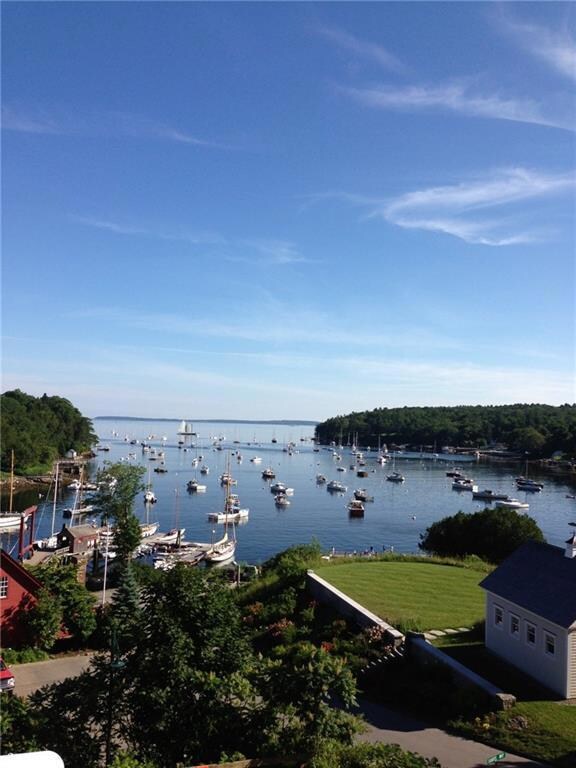 22 Central St, Rockport, ME 04856 - photo 5