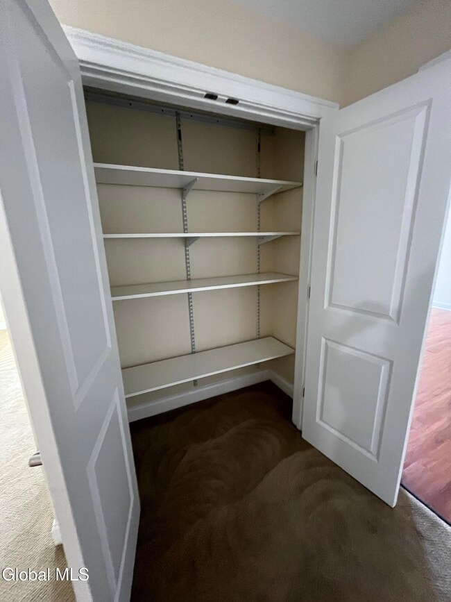 11 Hampstead Place N unit 213, Saratoga Springs, NY 12866 - photo 5