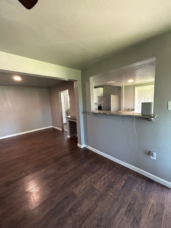 Bar / Dining Area
