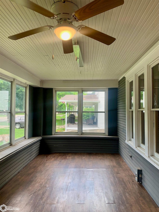 607 W State St, Jefferson, IA 50129 - photo 5