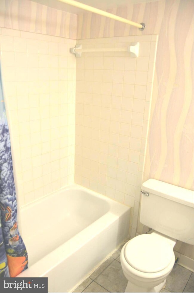 406 Girard St, Gaithersburg, MD 20877 - photo 7