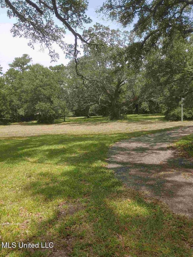 6372 Pavolini Rd, Pass Christian, MS 39571 - photo 5