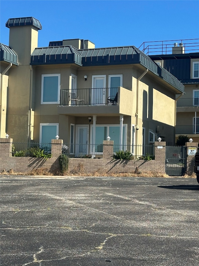 Marina Pointe Condo 106