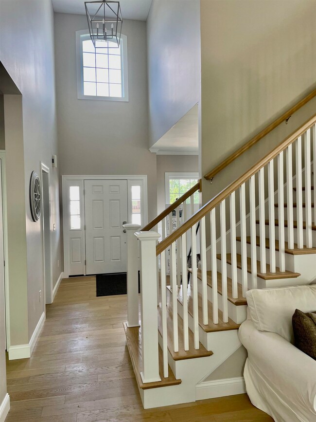 238 Standish Cir unit 187-10-3, Litchfield, NH 03052 - photo 7