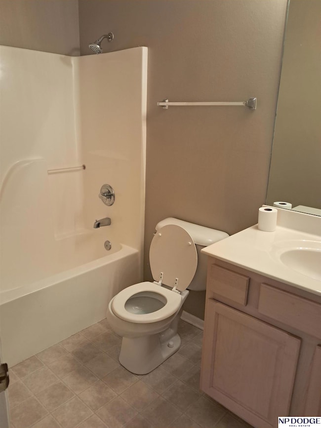 18908 T Cir, Omaha, NE 68135 - photo 5