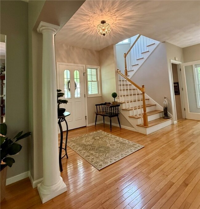 36 Jasmine Cir, Saunderstown, RI 02874 - photo 5