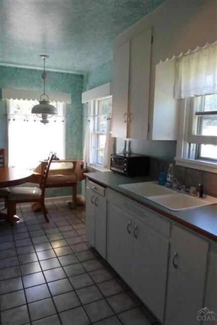 566 NE Franklin Ave, Bend, OR 97701 - photo 5