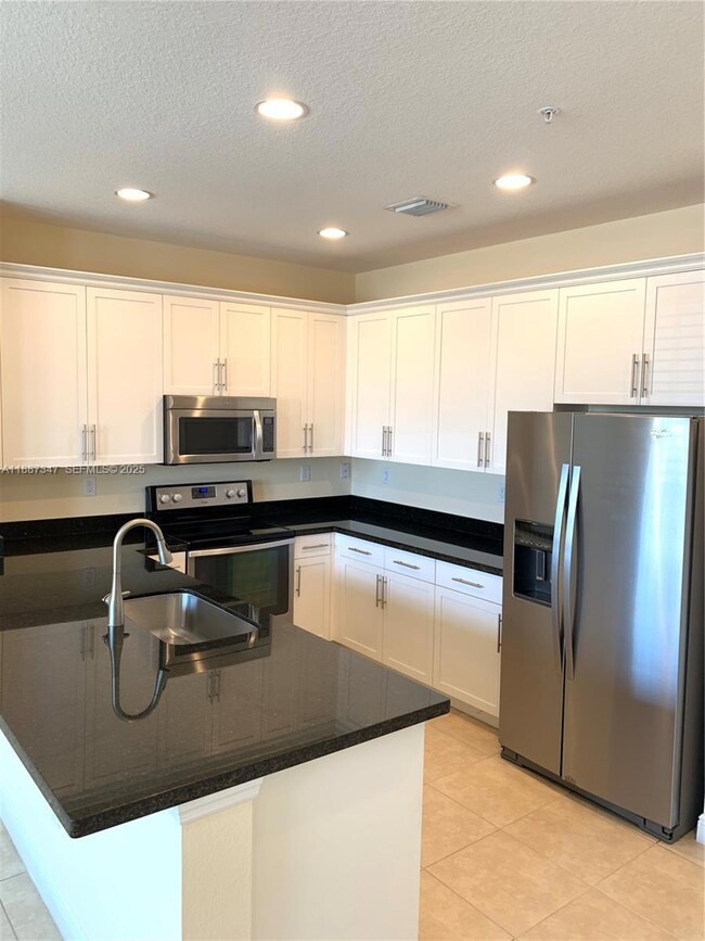 1044 SW 147th Ave unit 10105, Pembroke Pines, FL 33027 - photo 4