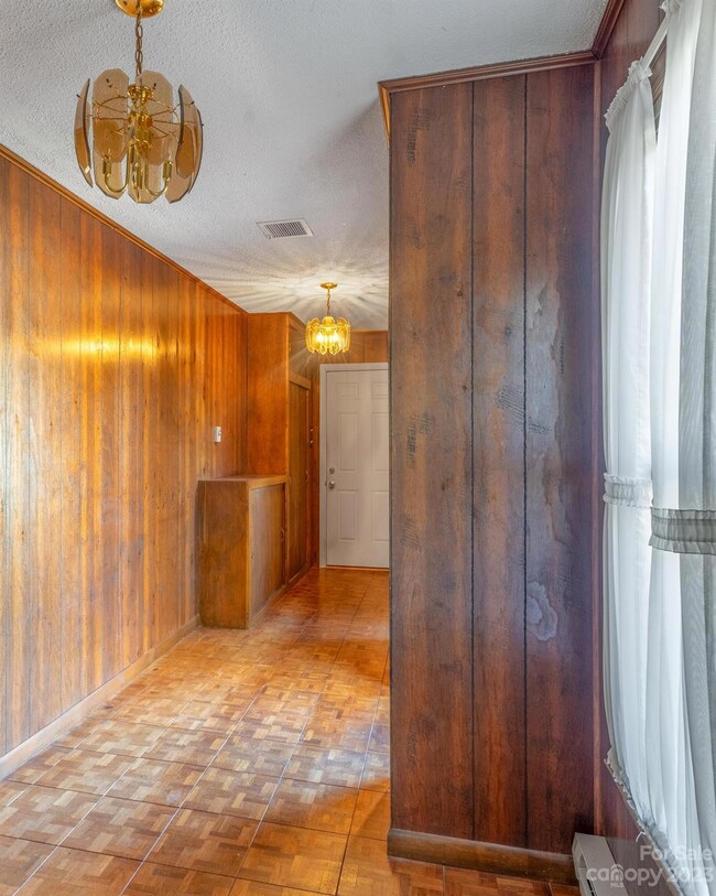 143 Chantilly Ln, Statesville, NC 28625 - photo 7