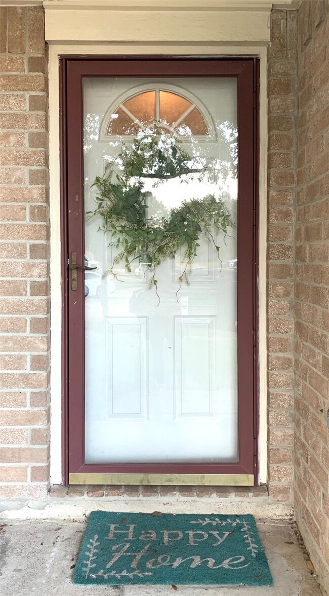 3502 Yellowstone Cir, Pearland, TX 77584 - photo 4