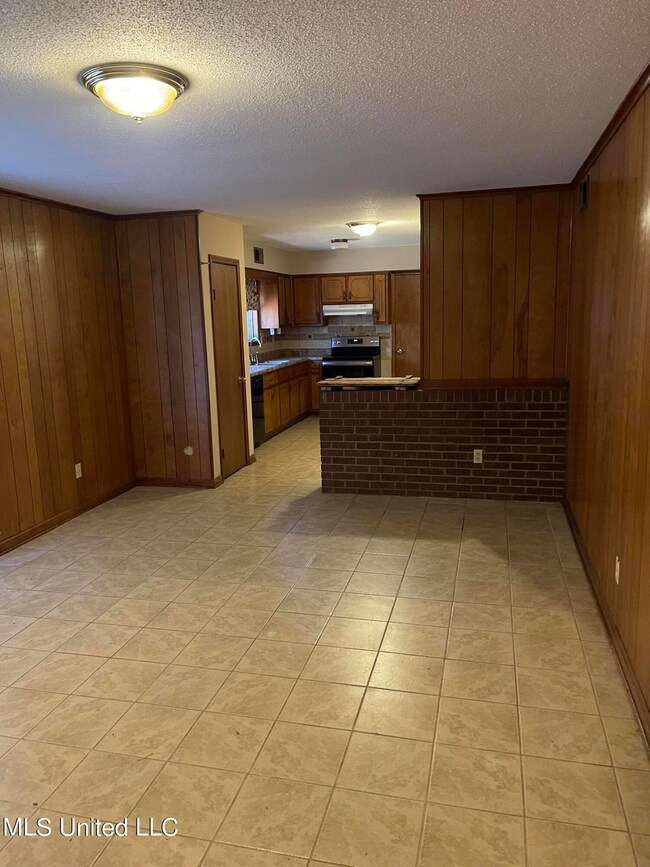 2128 Timberlane St, Hernando, MS 38632 - photo 6