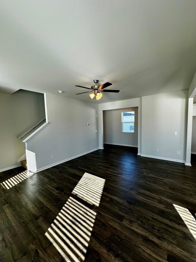 3262 COLONEL Court
