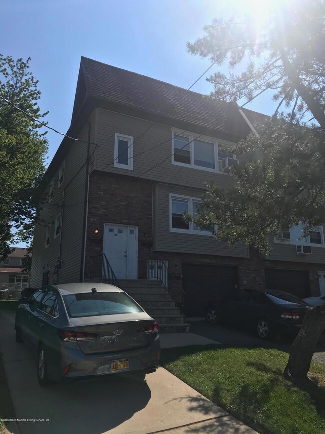 21 Perry Ave, Staten Island, NY 10314 - photo 3