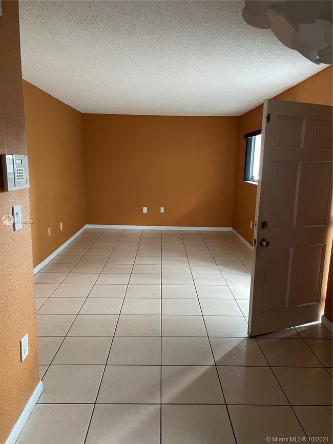 unlisted-address, Hialeah, FL 33016 - photo 4