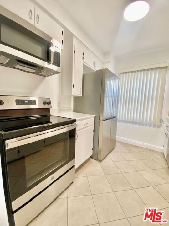 426 S Maple Dr unit 6, Beverly Hills, CA 90212 - photo 4