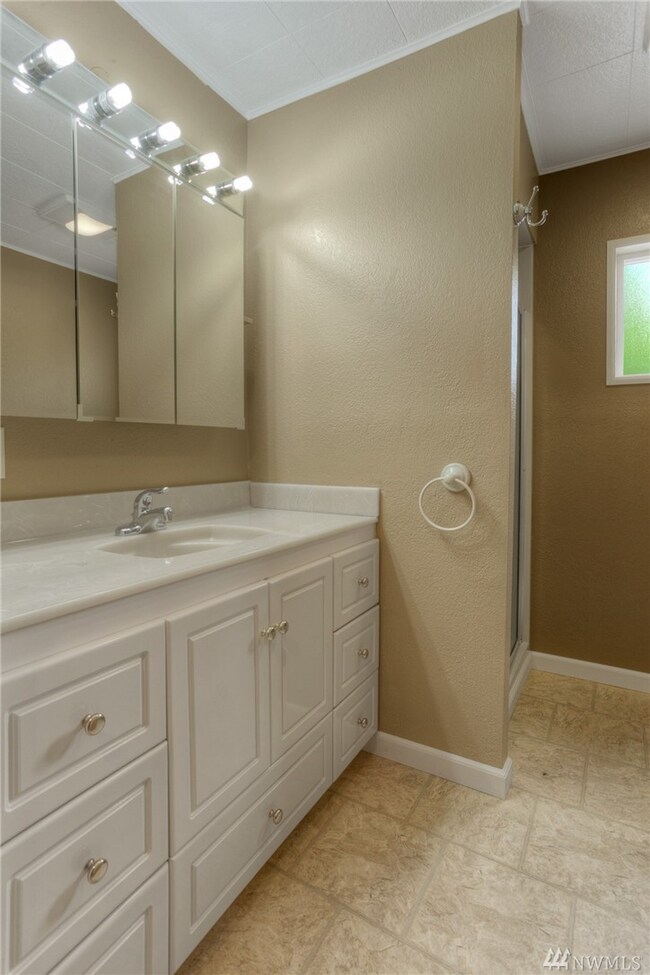 1842 S 260th St, Des Moines, WA 98198 - photo 3