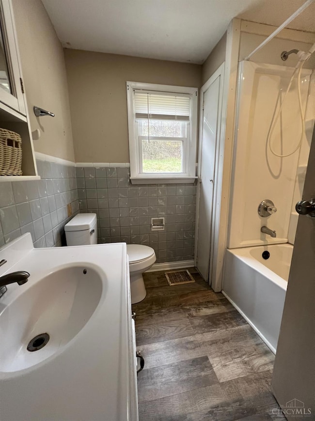 14100 Red Bridge Rd, Aurora, IN 47001 - photo 6