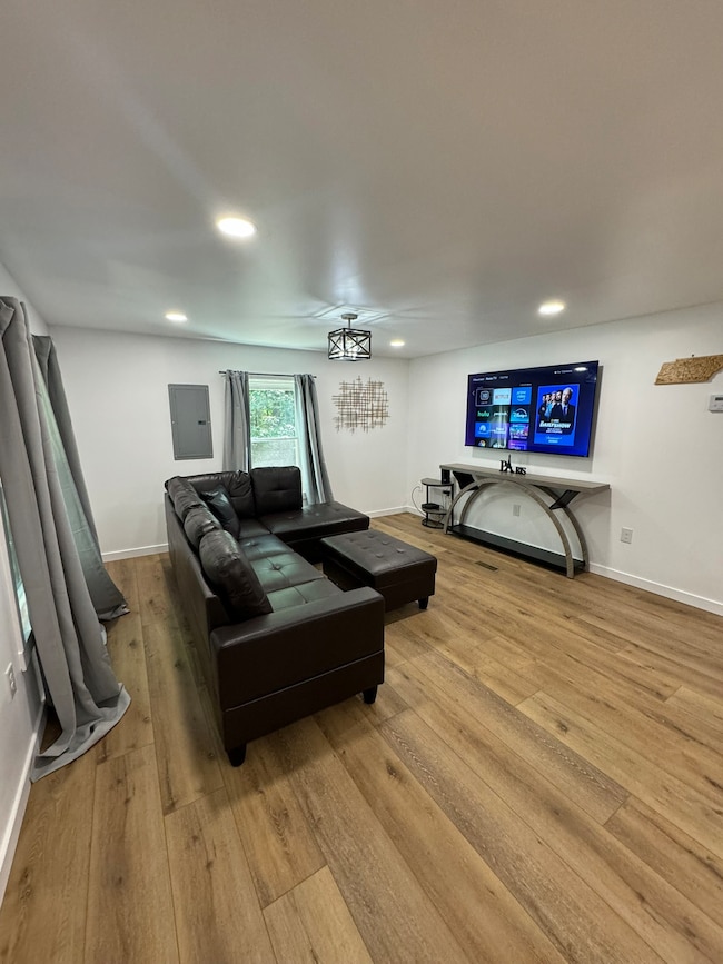 710 Third St, Paris, TN 38242 - photo 4