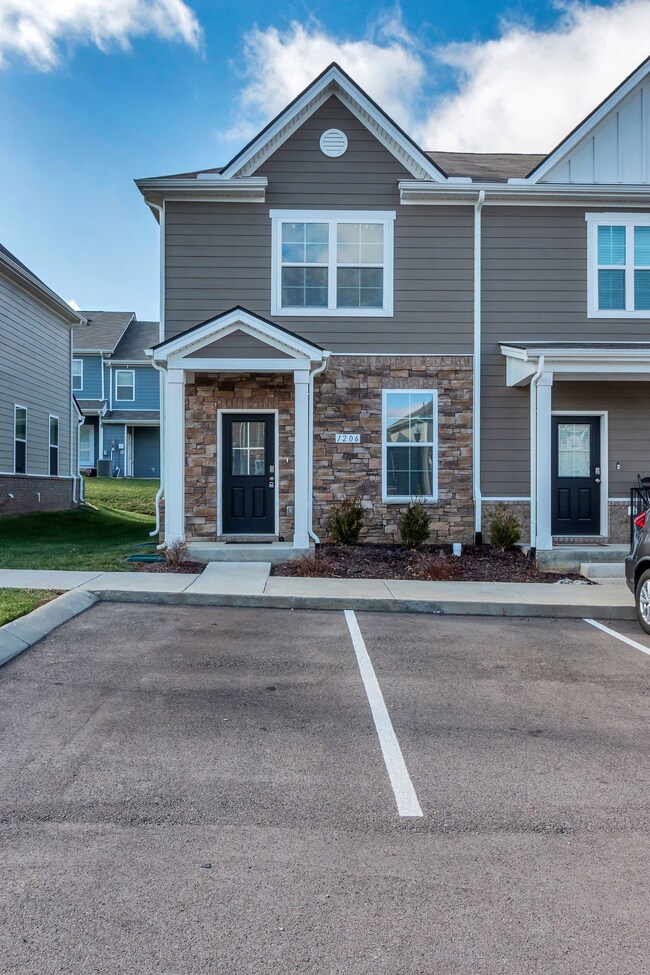 1206 Mason Dale, Columbia, TN 38401 - photo 4