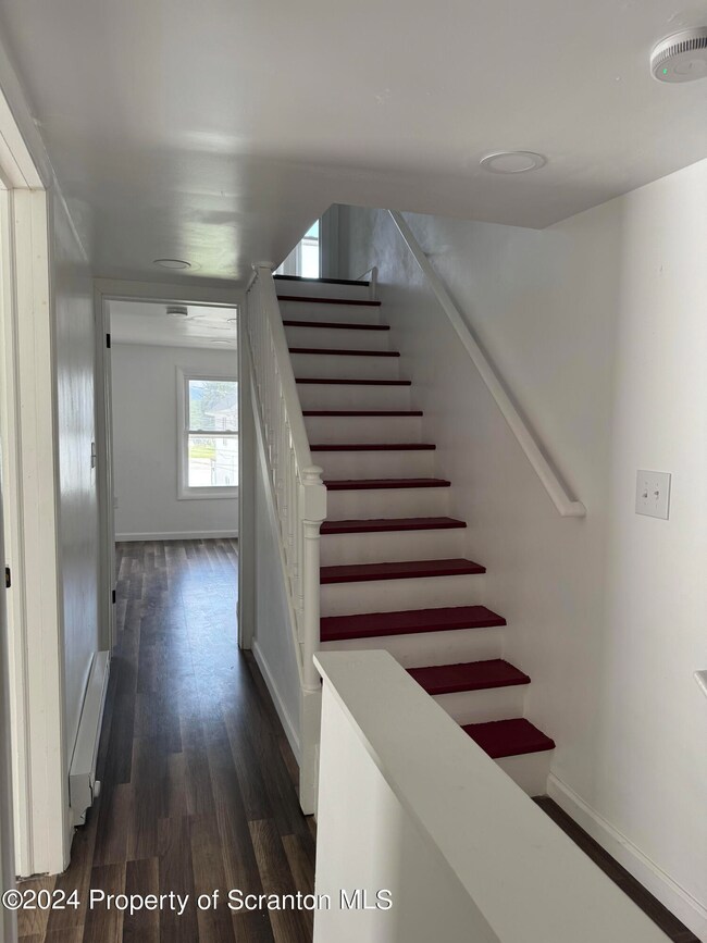 1745 Clearview St, Scranton, PA 18508 - photo 6