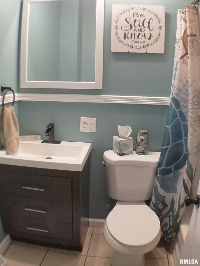 1520 Broadview Dr, Bettendorf, IA 52722 - photo 7